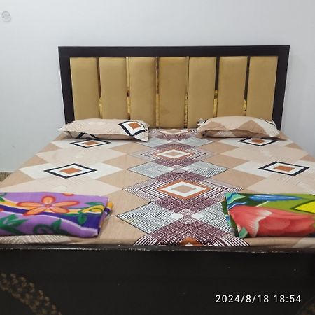 Shri Haridas Kripa Dham Ashram Vrindavan Ngoại thất bức ảnh