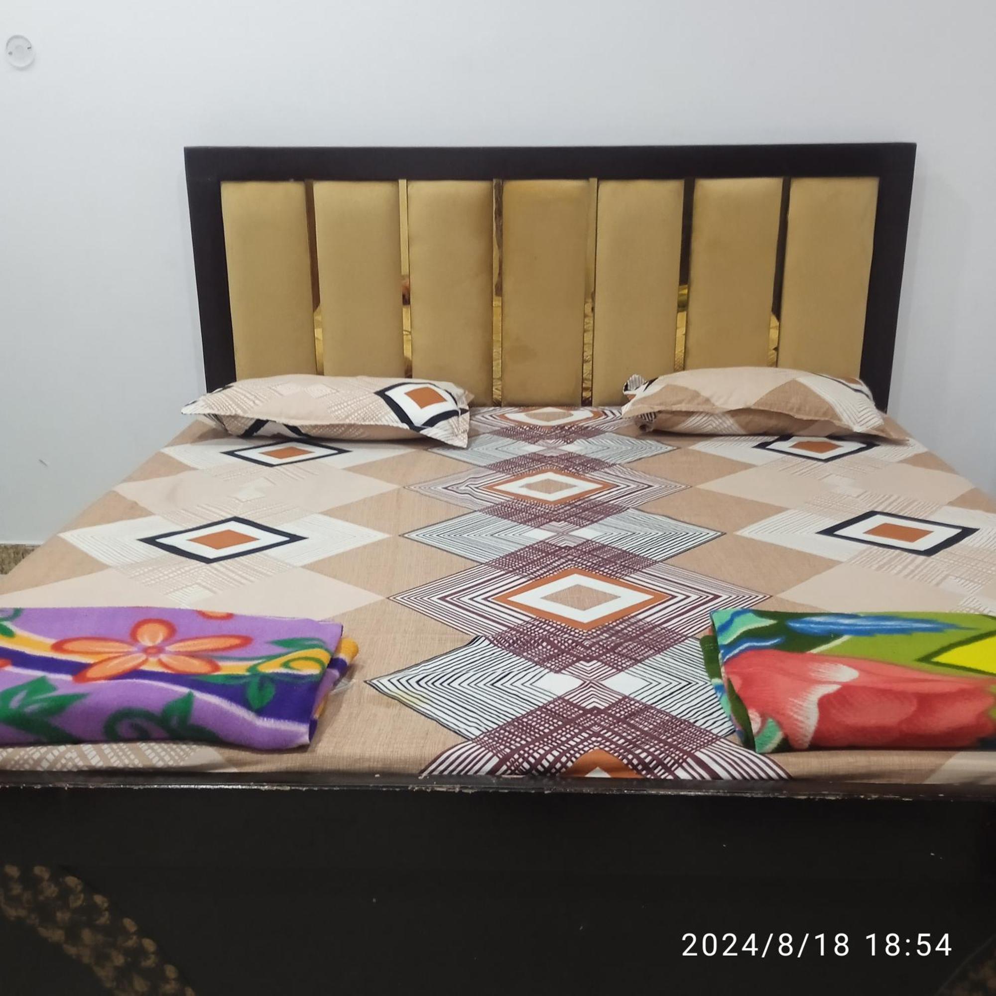 Shri Haridas Kripa Dham Ashram Vrindavan Ngoại thất bức ảnh