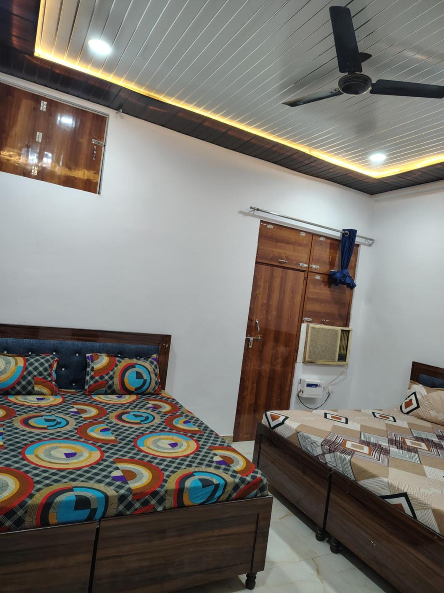 Shri Haridas Kripa Dham Ashram Vrindavan Phòng bức ảnh