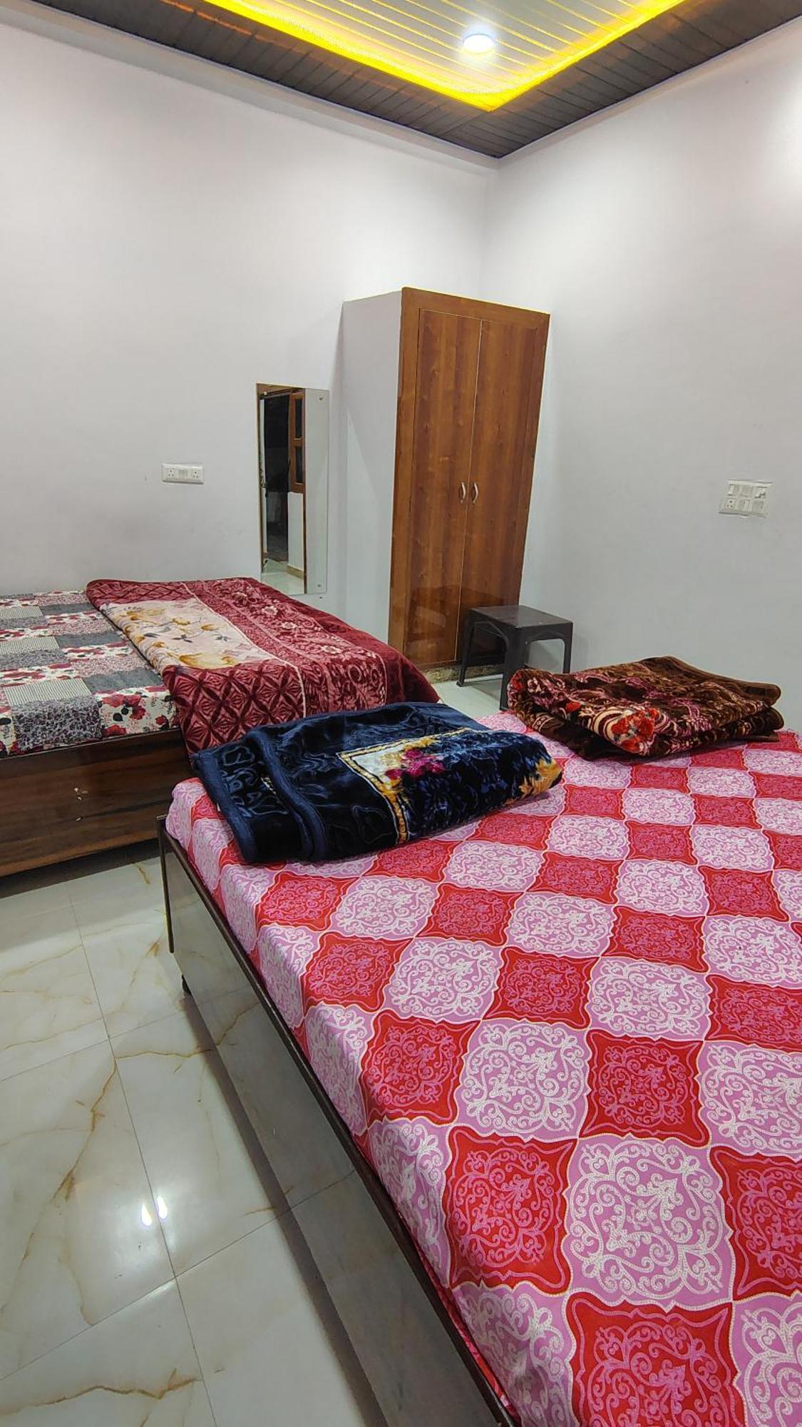 Shri Haridas Kripa Dham Ashram Vrindavan Phòng bức ảnh